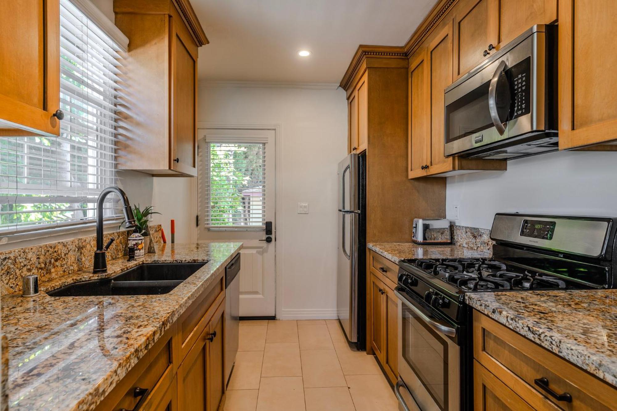 Incredible Suite Near Universal Studios Лос Анджелис Екстериор снимка
