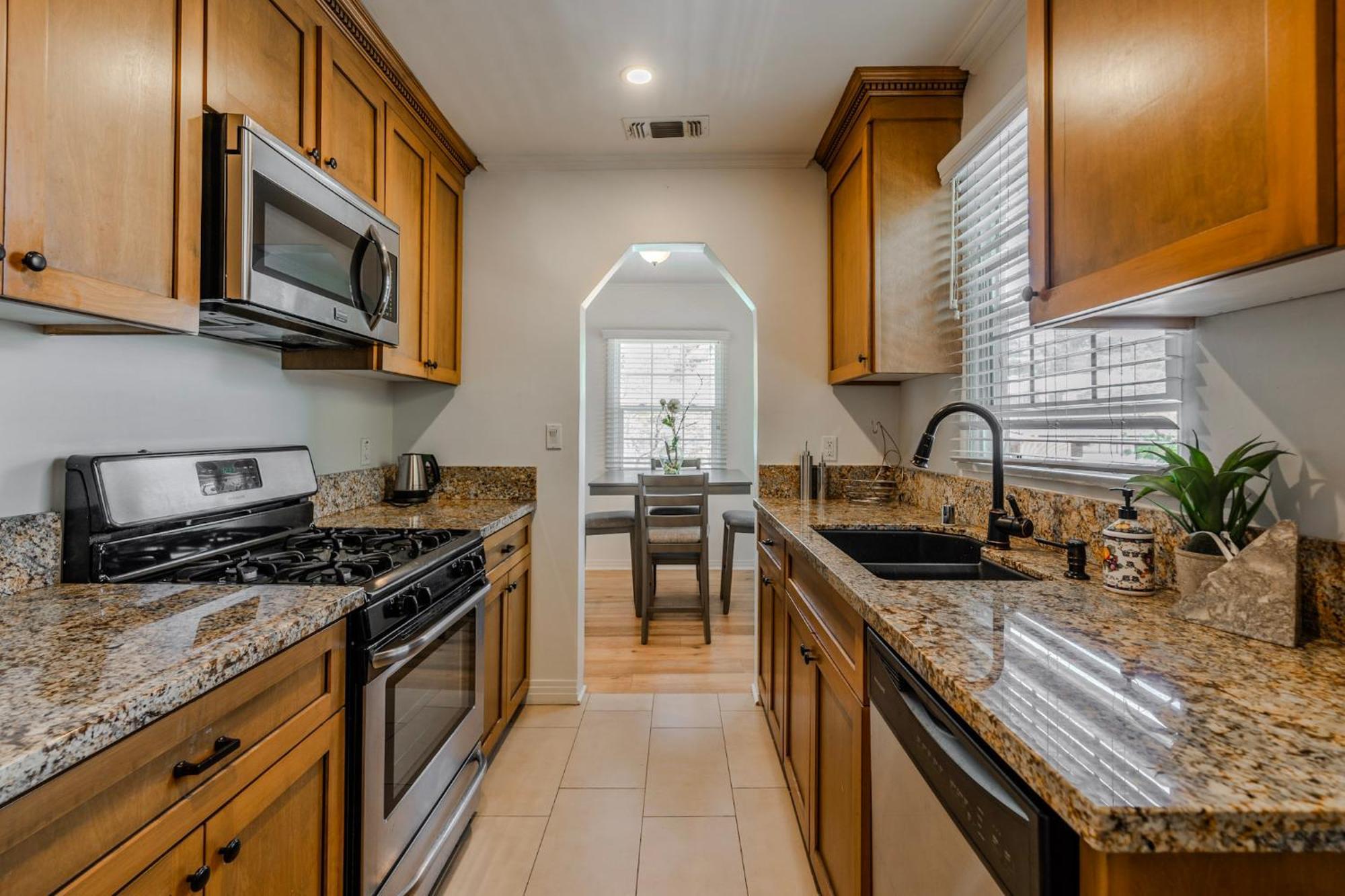 Incredible Suite Near Universal Studios Лос Анджелис Екстериор снимка